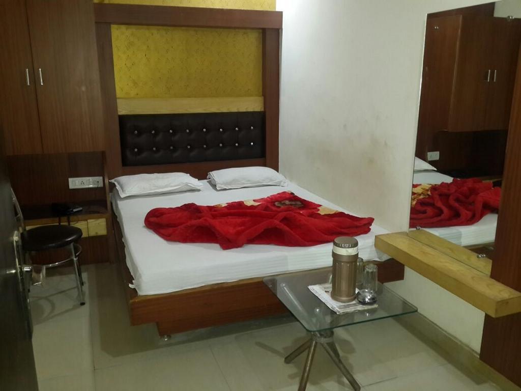 Hotel Shivam International - A Well Hygiene Property All Staff Vaccinated " Nueva Delhi Habitación foto