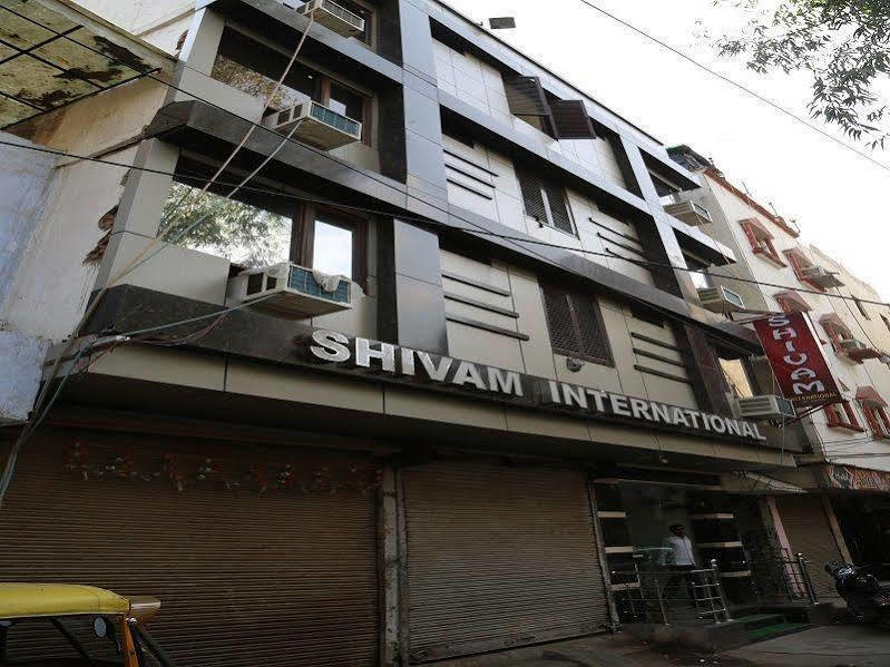 Hotel Shivam International - A Well Hygiene Property All Staff Vaccinated " Nueva Delhi Exterior foto